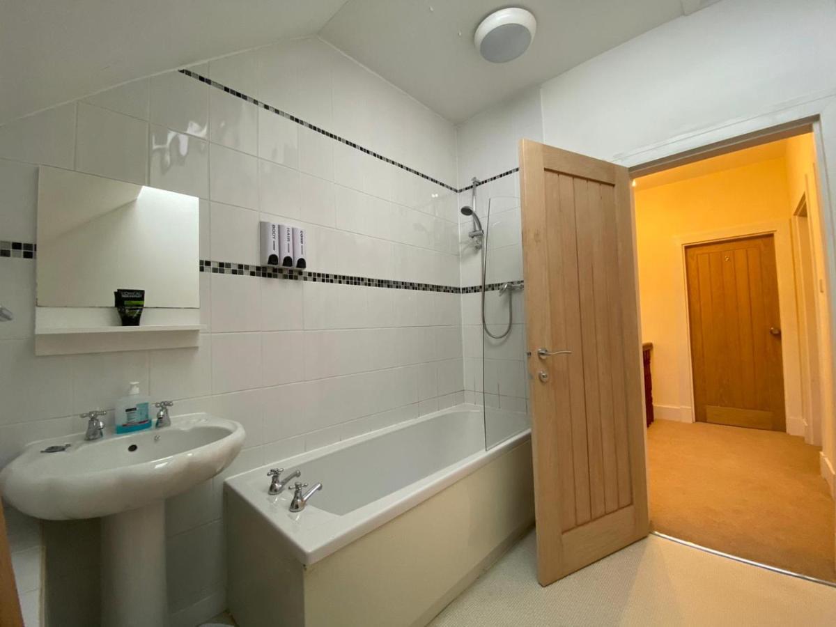 Inverness Holiday Homes Ngoại thất bức ảnh