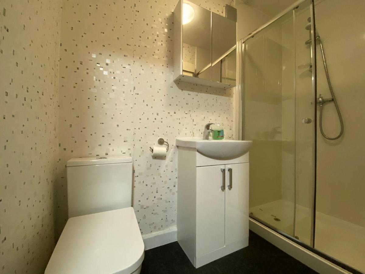 Inverness Holiday Homes Ngoại thất bức ảnh