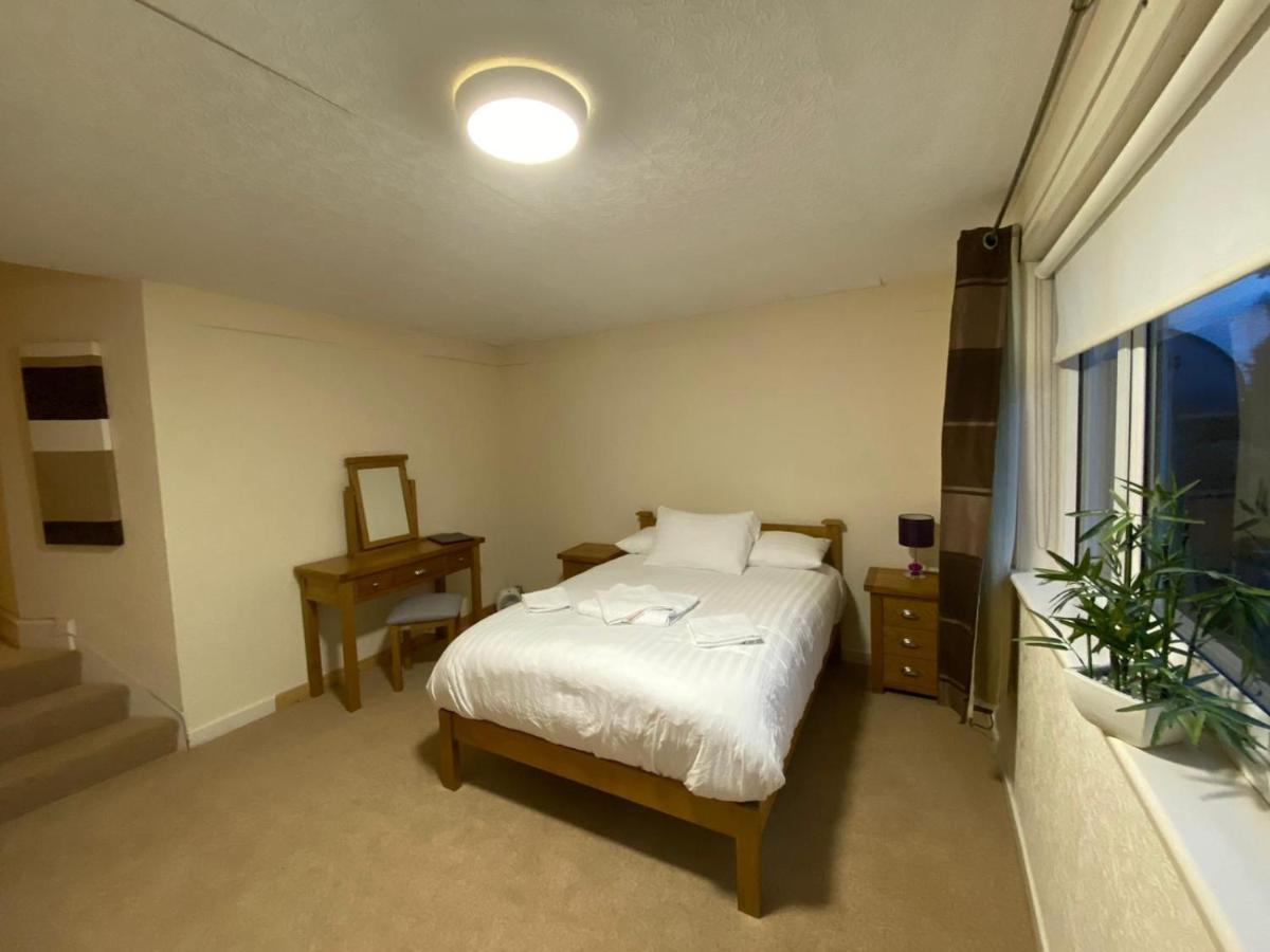Inverness Holiday Homes Ngoại thất bức ảnh